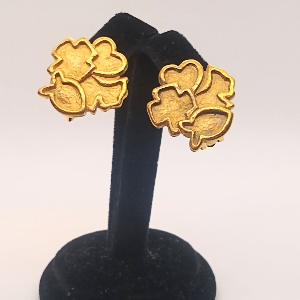 New vintage earrings Agatha Paris